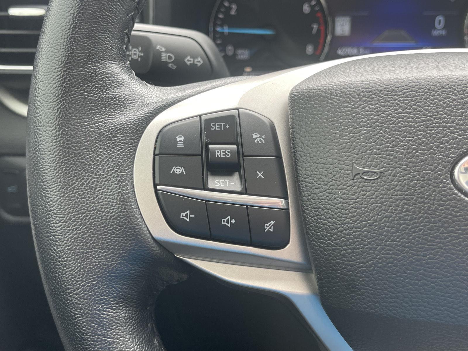2022 Ford Explorer XLT photo 29