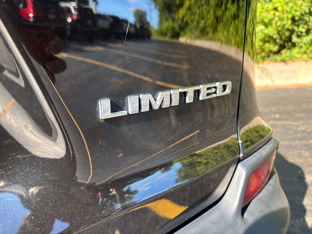 2019 Jeep Cherokee Limited photo 12