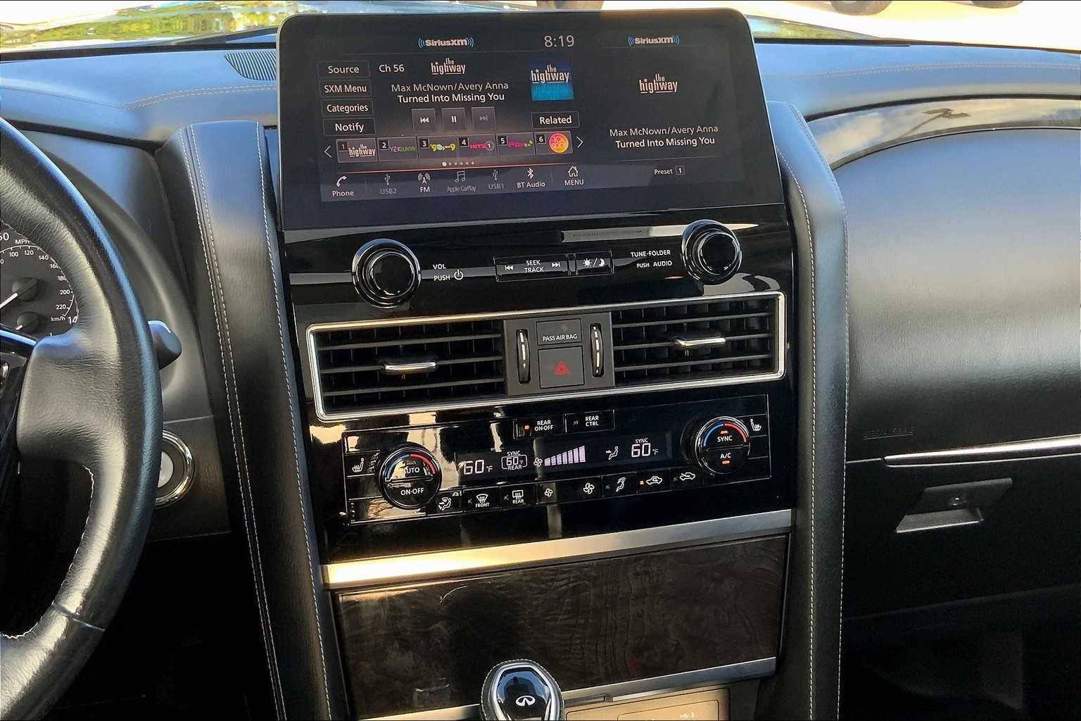 2022 Infiniti QX80 Luxe photo 6