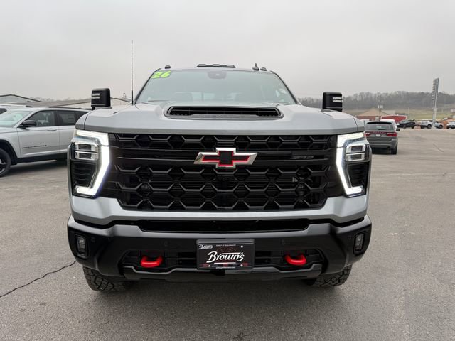 2026 Chevrolet Silverado 2500HD ZR2 photo 2