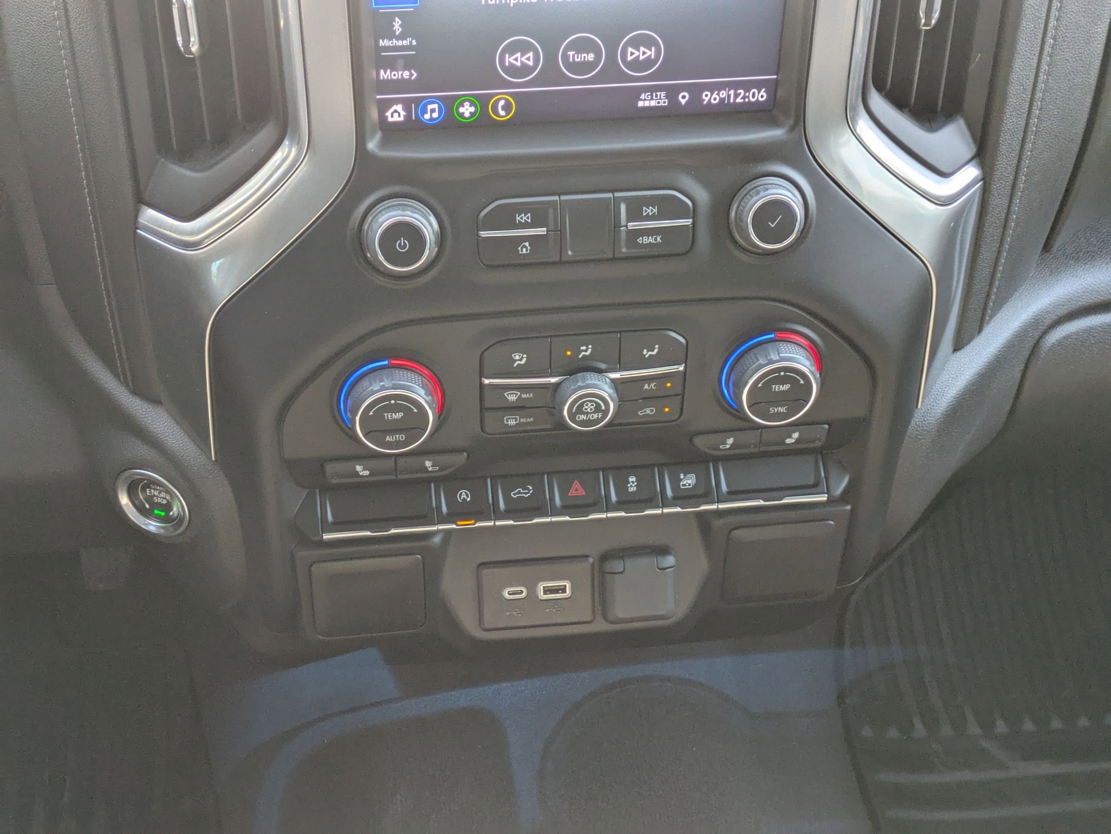 2021 Chevrolet Silverado 1500 LT photo 19