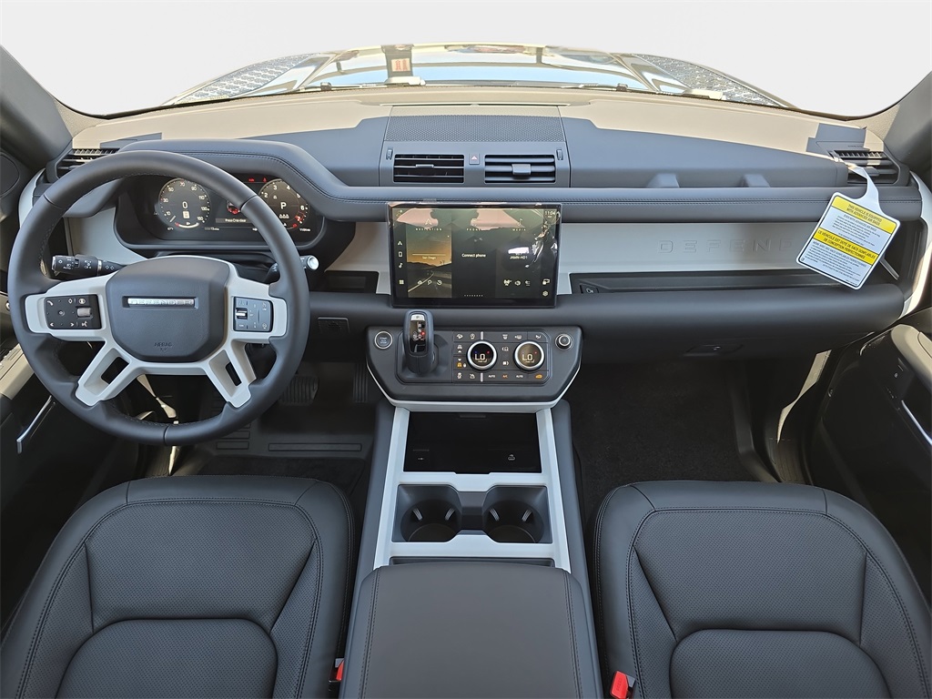 2025 Land Rover Defender 110 S photo 9