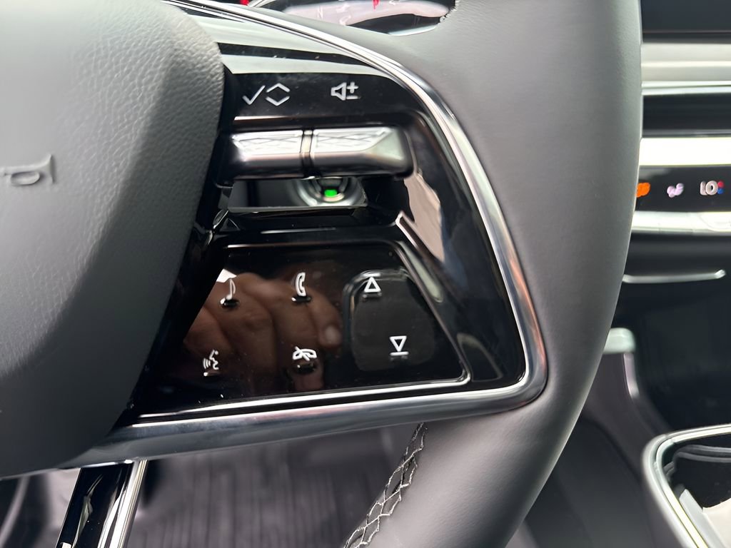 2025 Cadillac Lyriq Sport photo 19
