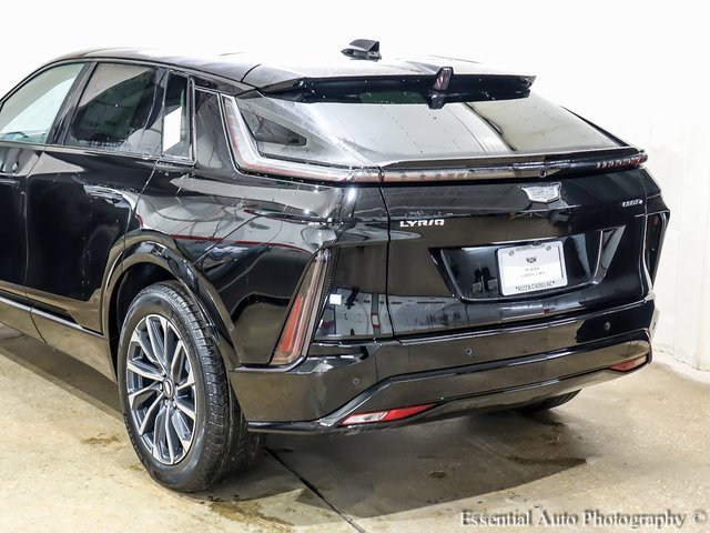 2025 Cadillac Lyriq Sport photo 6