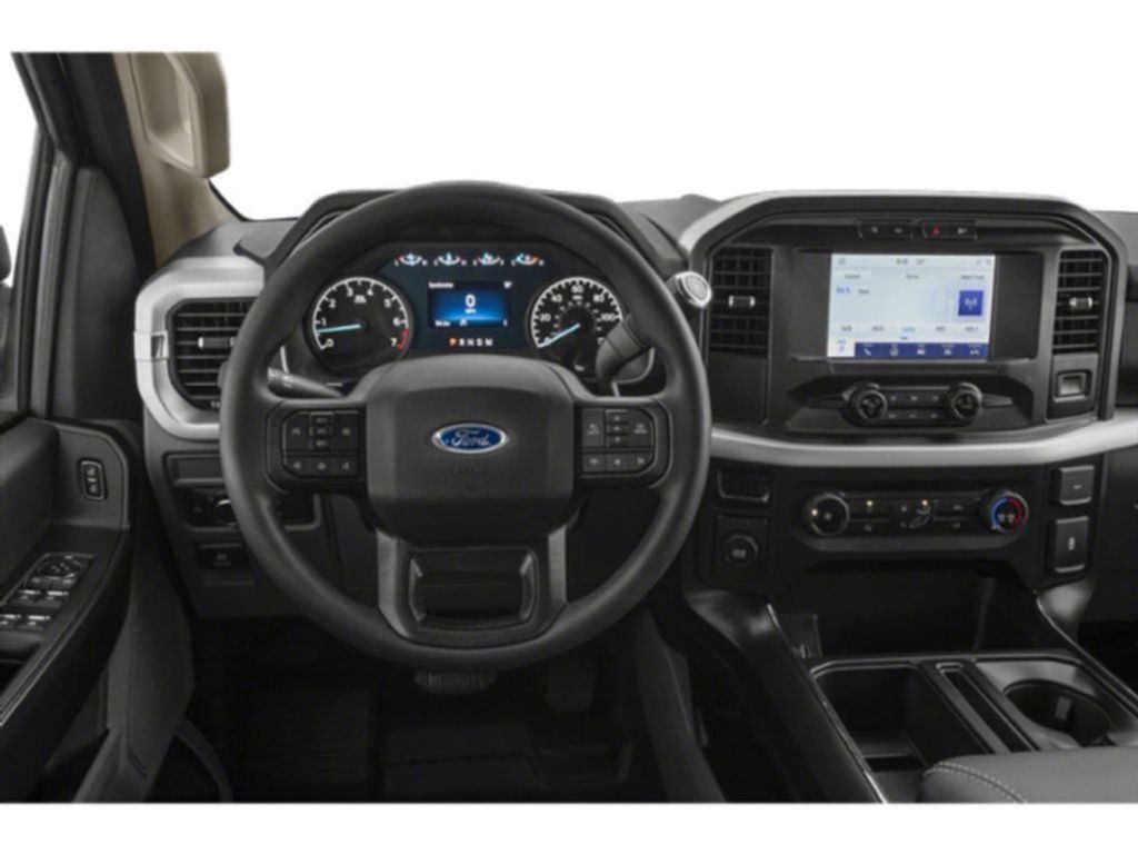 2021 Ford F-150 XL photo 3