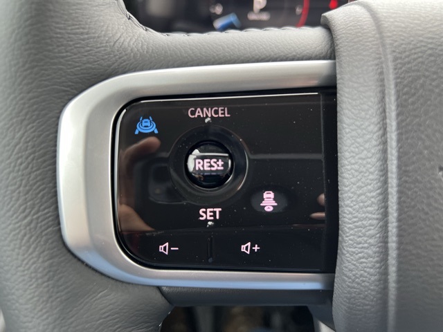 2026 Nissan Armada SV photo 19