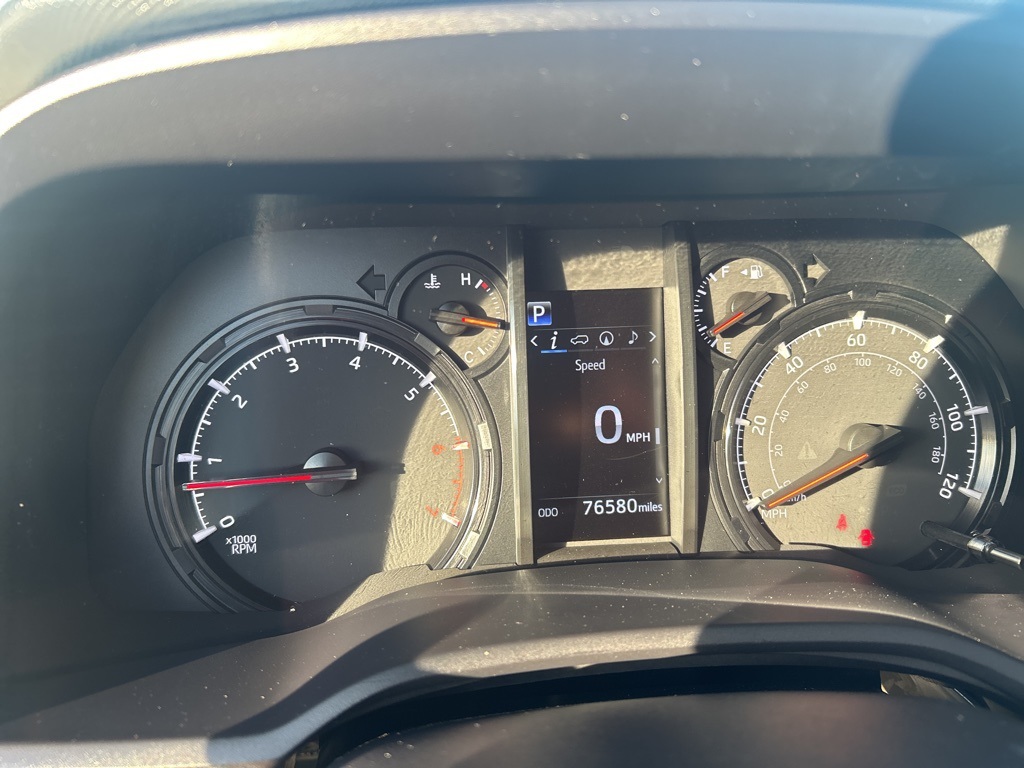 2021 Toyota 4Runner SR5 Premium photo 14
