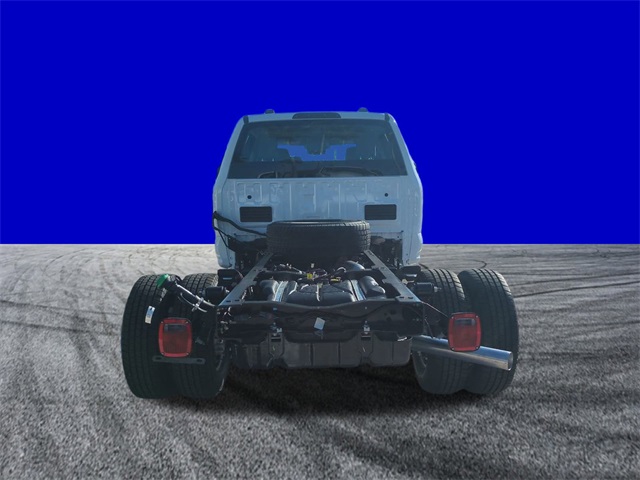 2026 Ford F-350 photo 5