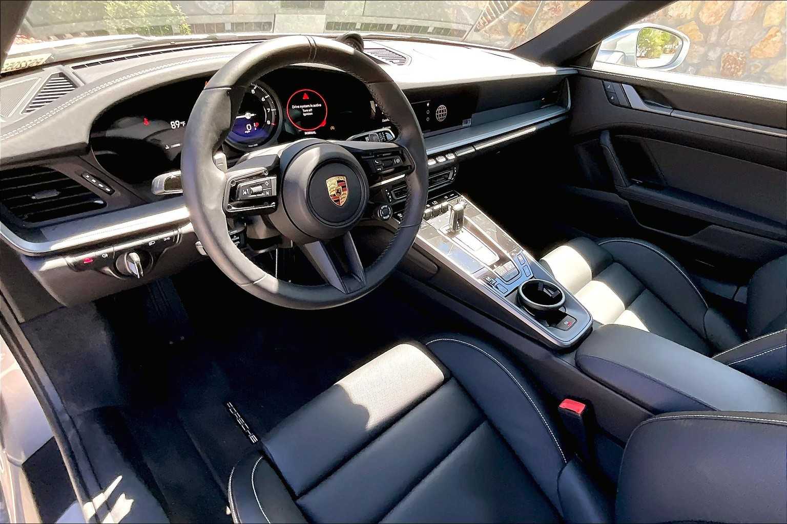 2023 Porsche 911 S photo 14