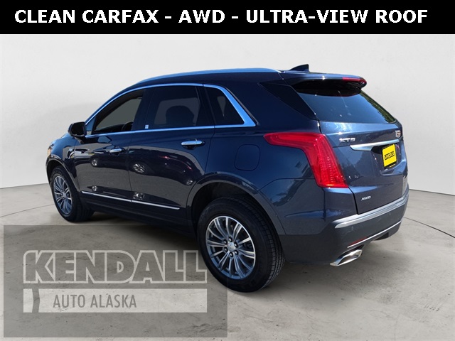 2019 Cadillac XT5 Luxury photo 2