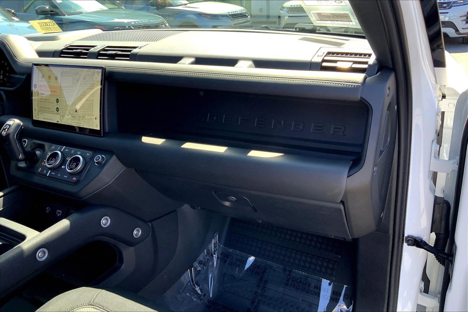 2024 Land Rover Defender Outbound photo 12