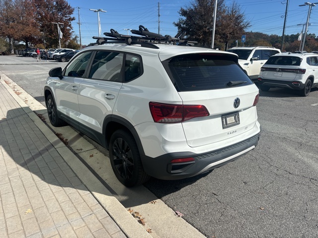 2022 Volkswagen Taos S photo 3
