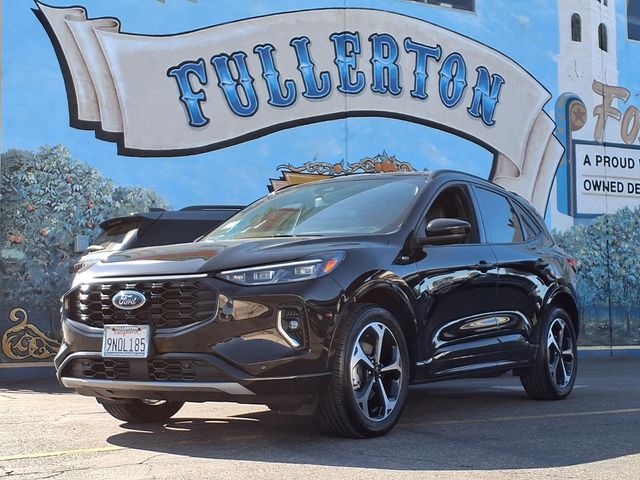 2023 Ford Escape ST-Line Elite