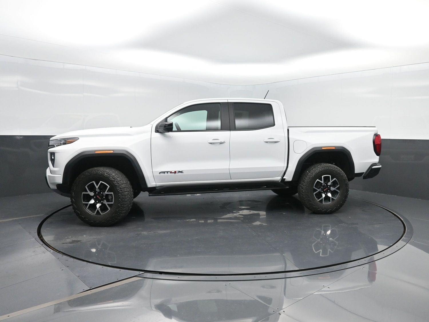 2025 GMC Canyon AT4's photo