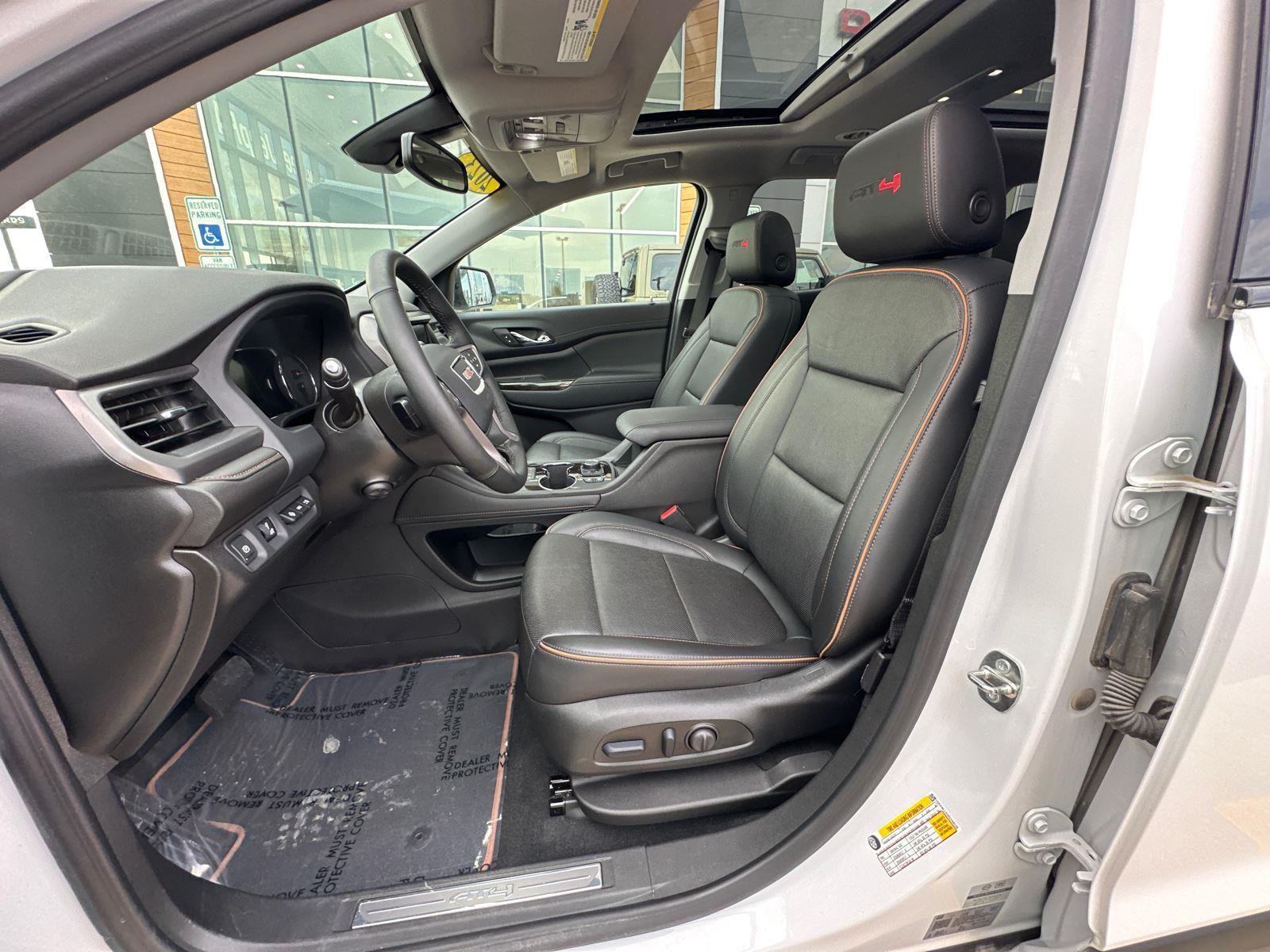 2023 Gmc Acadia AT4 photo 9
