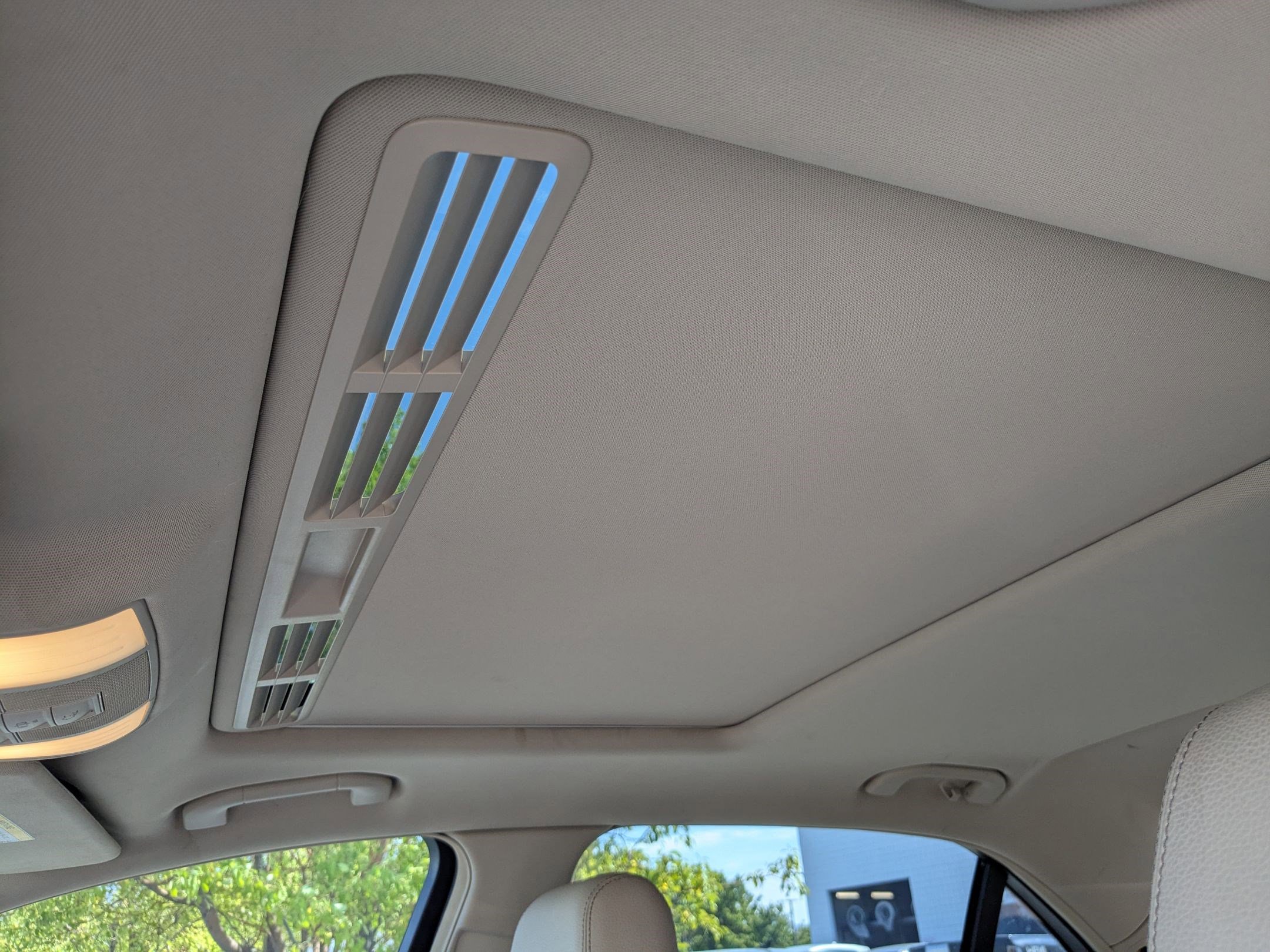 2016 Mercedes Benz E 350 photo 22