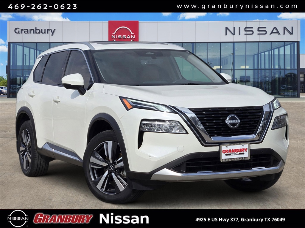 2023 Nissan Rogue Platinum's photo