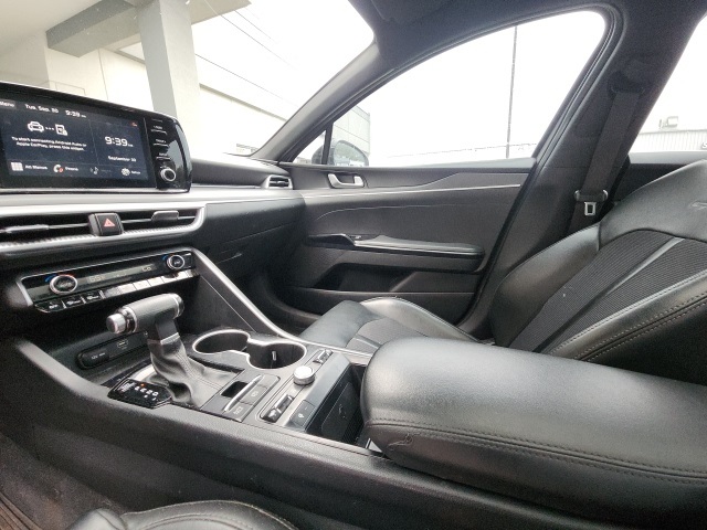 2021 Kia K5 GT-Line photo 14