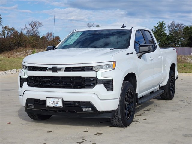 2025 Chevrolet Silverado 1500 RST photo 2