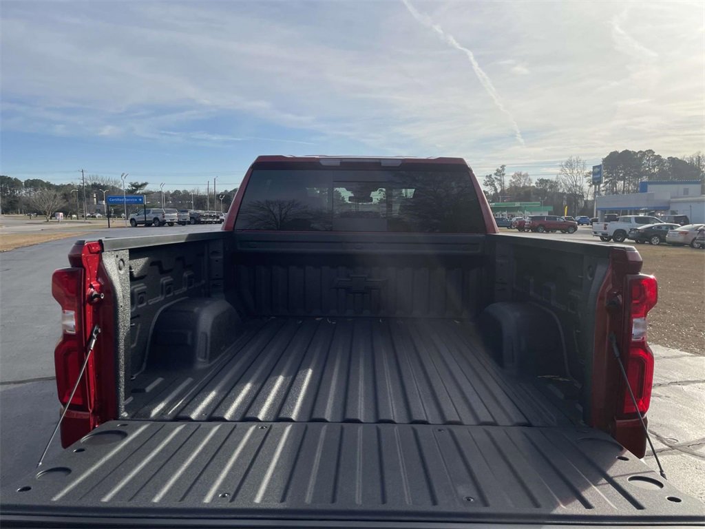 2025 Chevrolet Silverado 1500 RST photo 10
