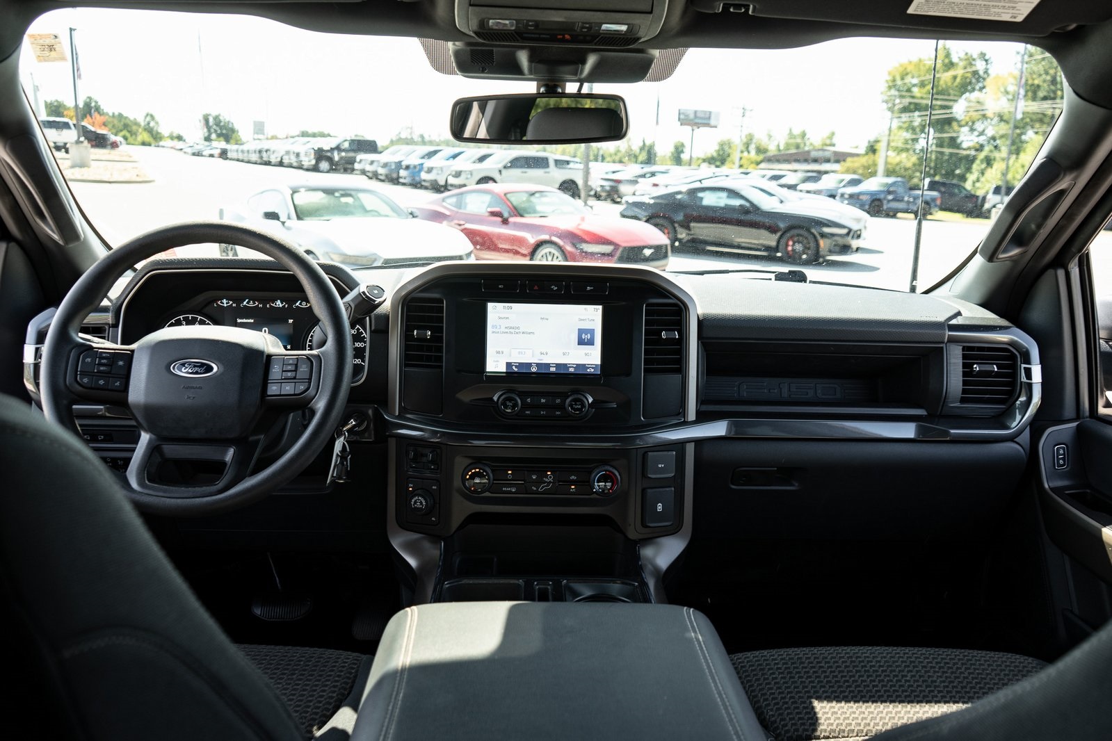 2023 Ford F-150 XL photo 19