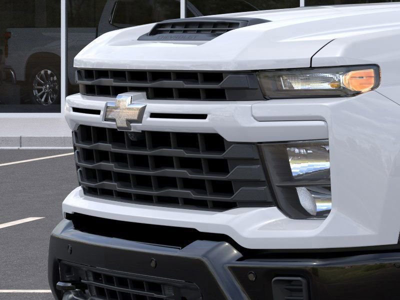 2026 Chevrolet Silverado 2500HD Custom photo 12