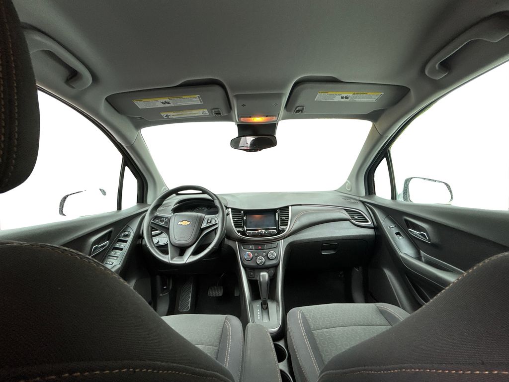 2017 Chevrolet Trax LS photo 14