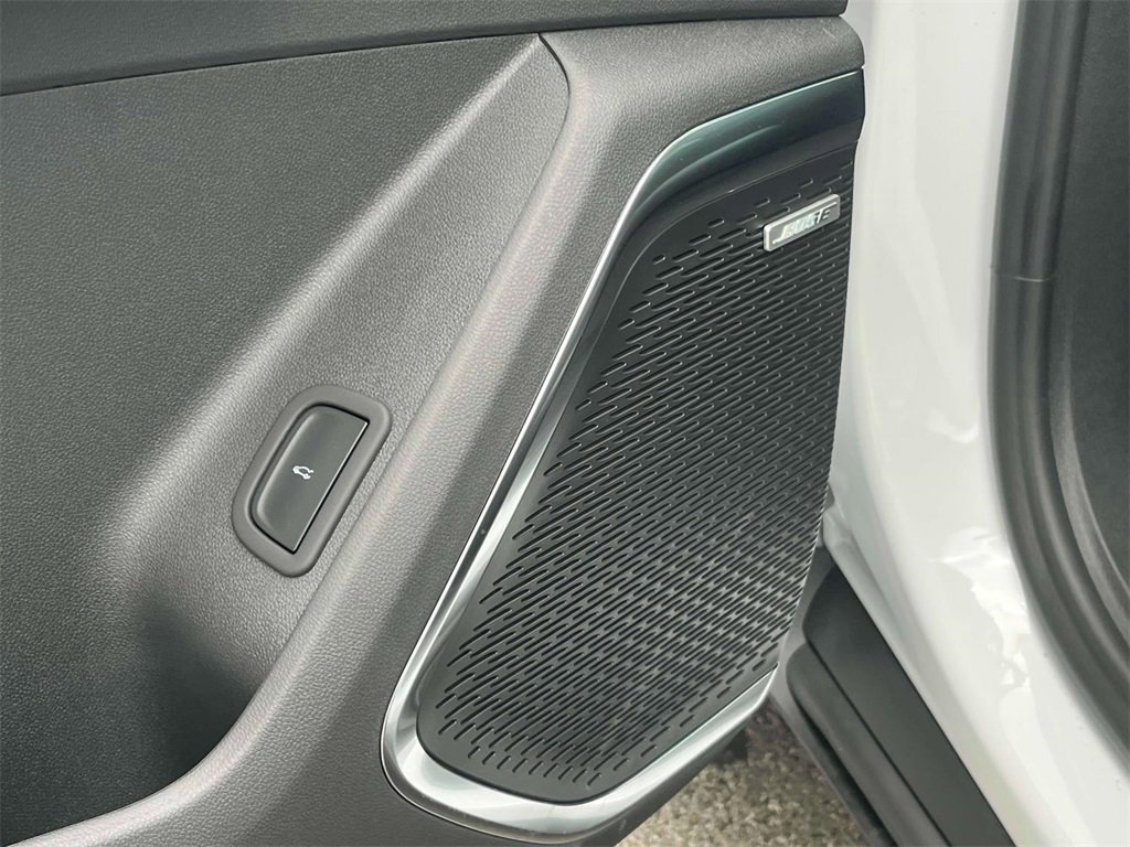 2026 Gmc Acadia Elevation photo 22