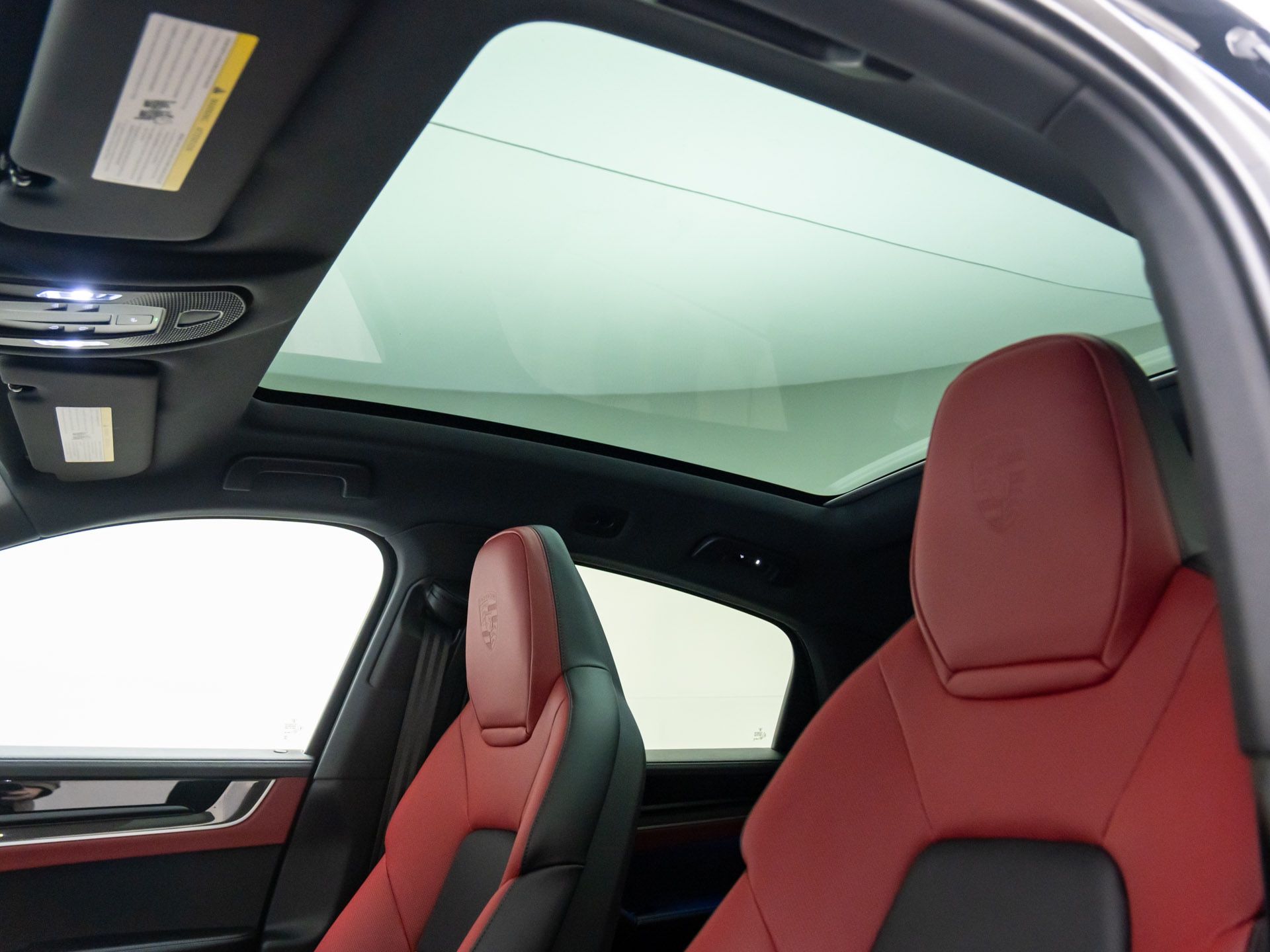 2026 Porsche Cayenne E-Hybrid Coupe S photo 24