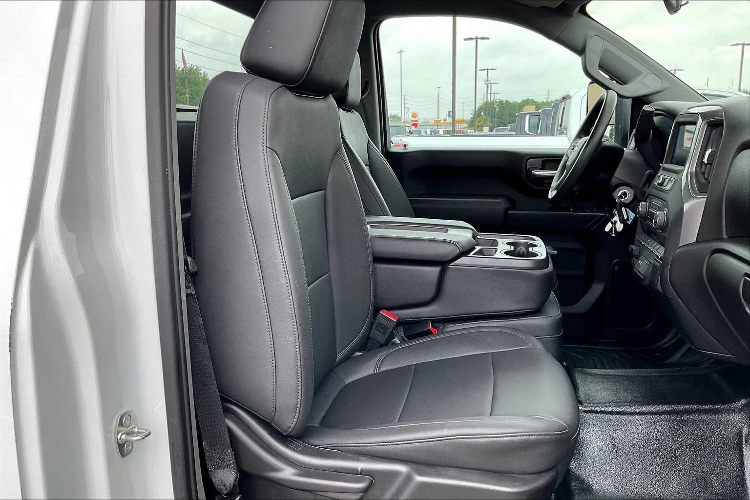 2023 Chevrolet Silverado 2500HD Work Truck photo 16