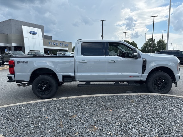 2025 Ford F-350 photo 13