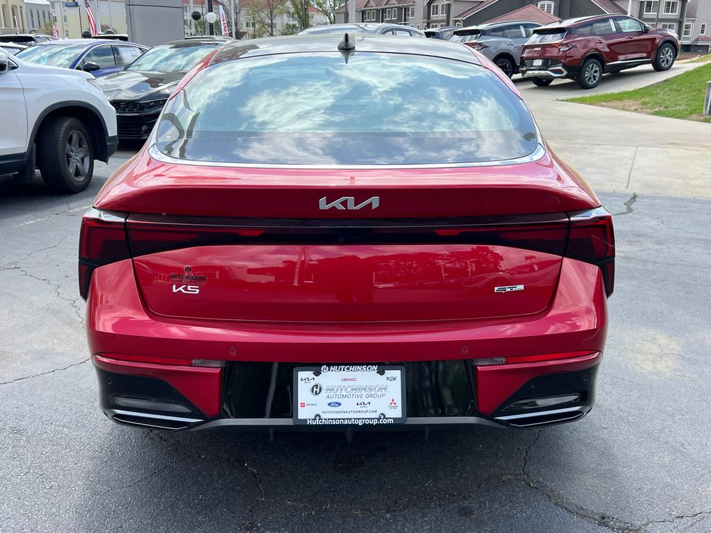 2025 Kia K5 GT-Line photo 4