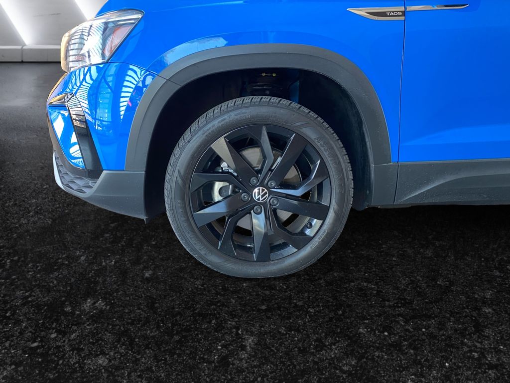 2022 Volkswagen Taos SE photo 21
