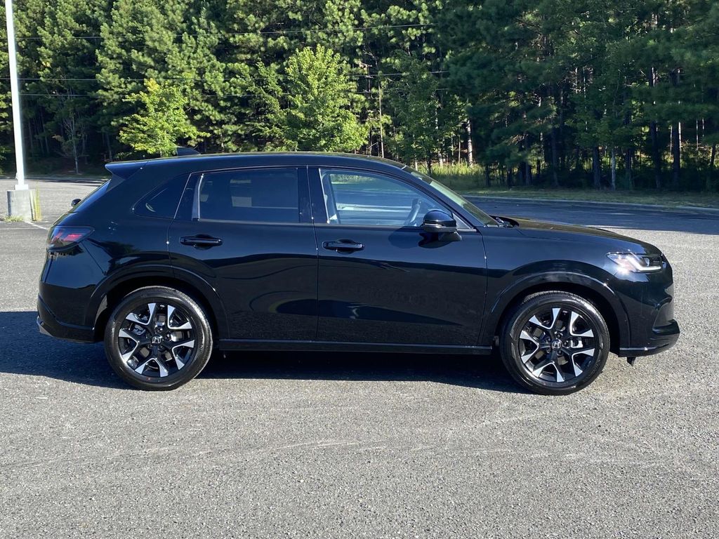 2026 Honda HR-V EX-L photo 2