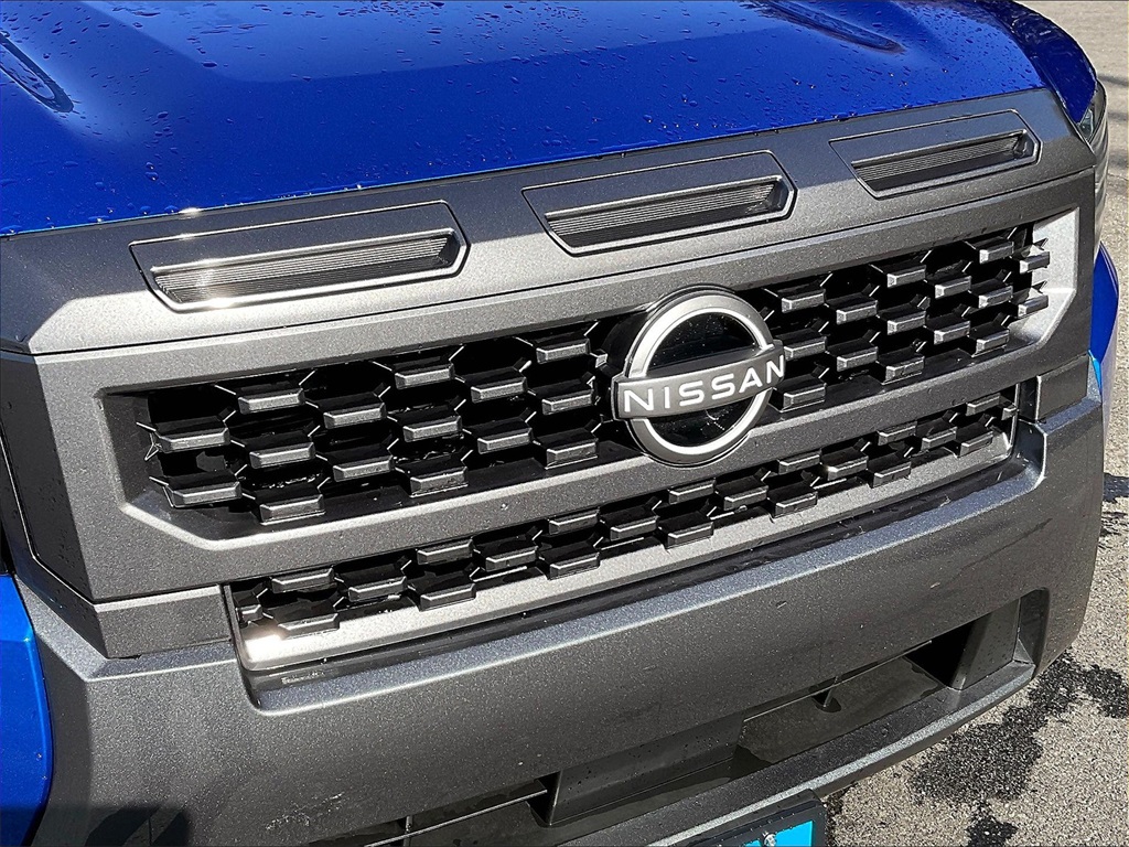 2025 Nissan Frontier SV photo 29