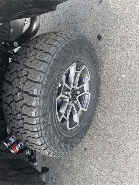 2025 Jeep Gladiator Mojave photo 11