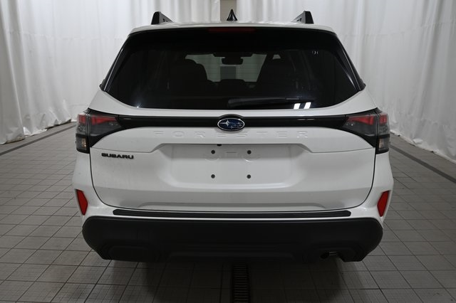 2025 Subaru Forester Premium photo 10