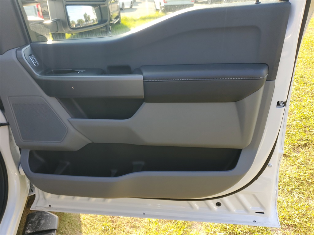 2025 Ford F-250 XL photo 30