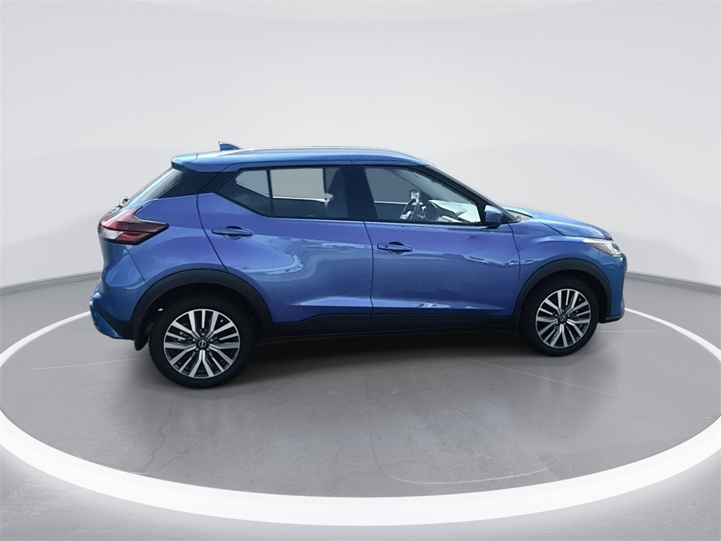 2024 Nissan Kicks SV photo 9
