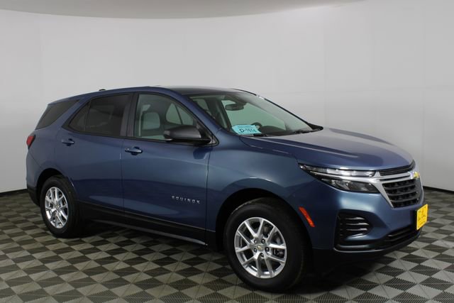 2024 Chevrolet Equinox LS's photo