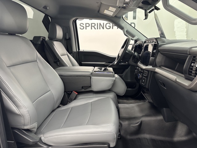 2024 Ford F-150 XL photo 4