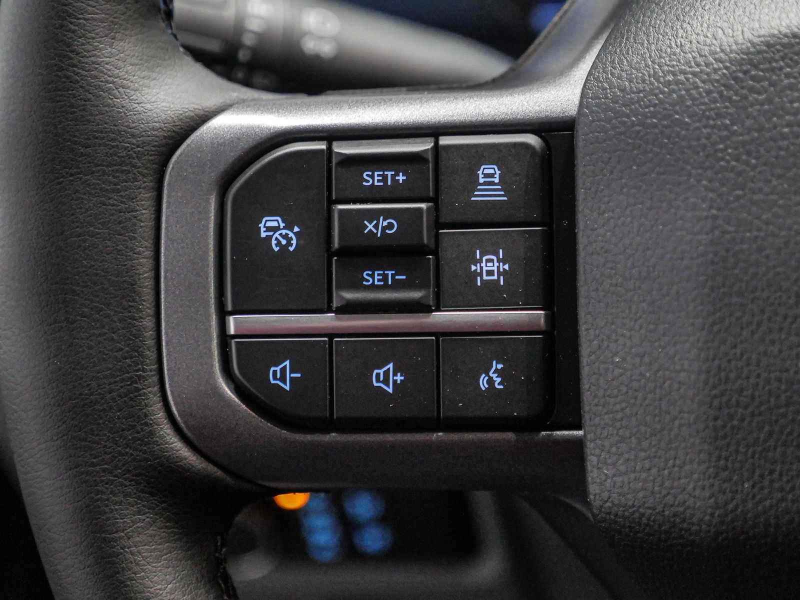 2025 Ford F-150 XLT photo 30