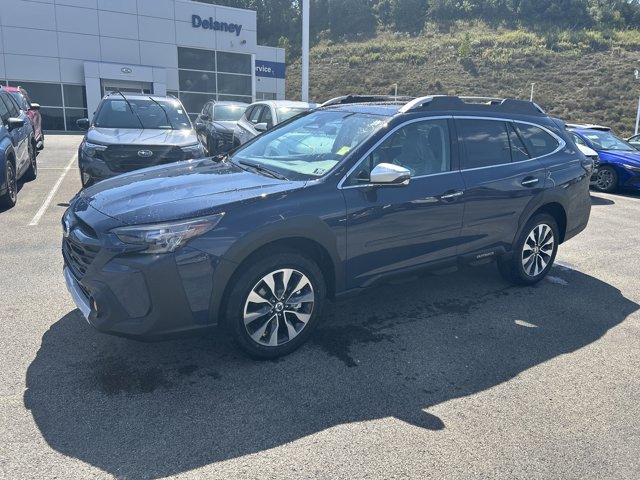 2025 Subaru Outback Touring XT photo 17