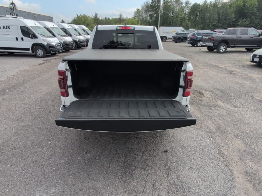 2022 Ram 1500 Laramie photo 12