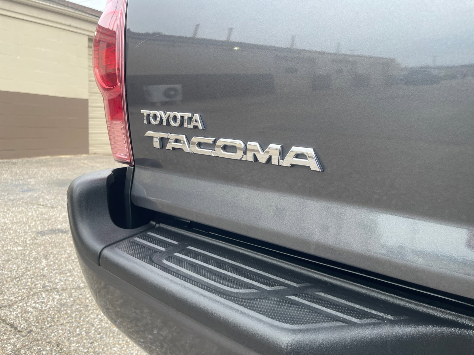 2015 Toyota Tacoma Base photo 15