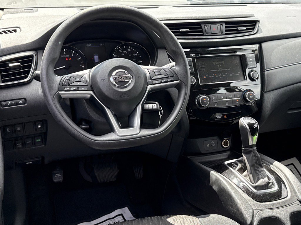 2019 Nissan Rogue S photo 6