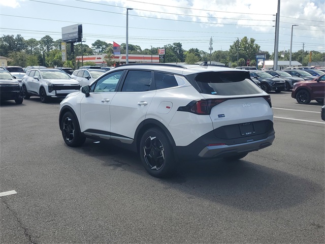 2026 Kia Sportage EX photo 3