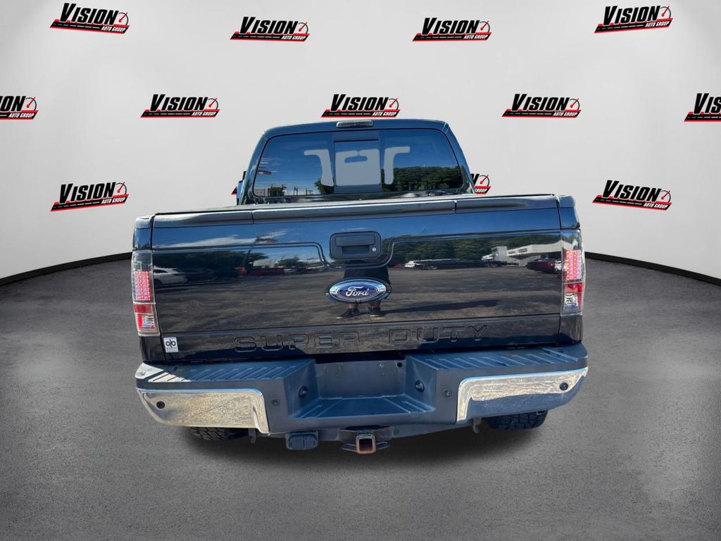 2015 Ford F-250 photo 4