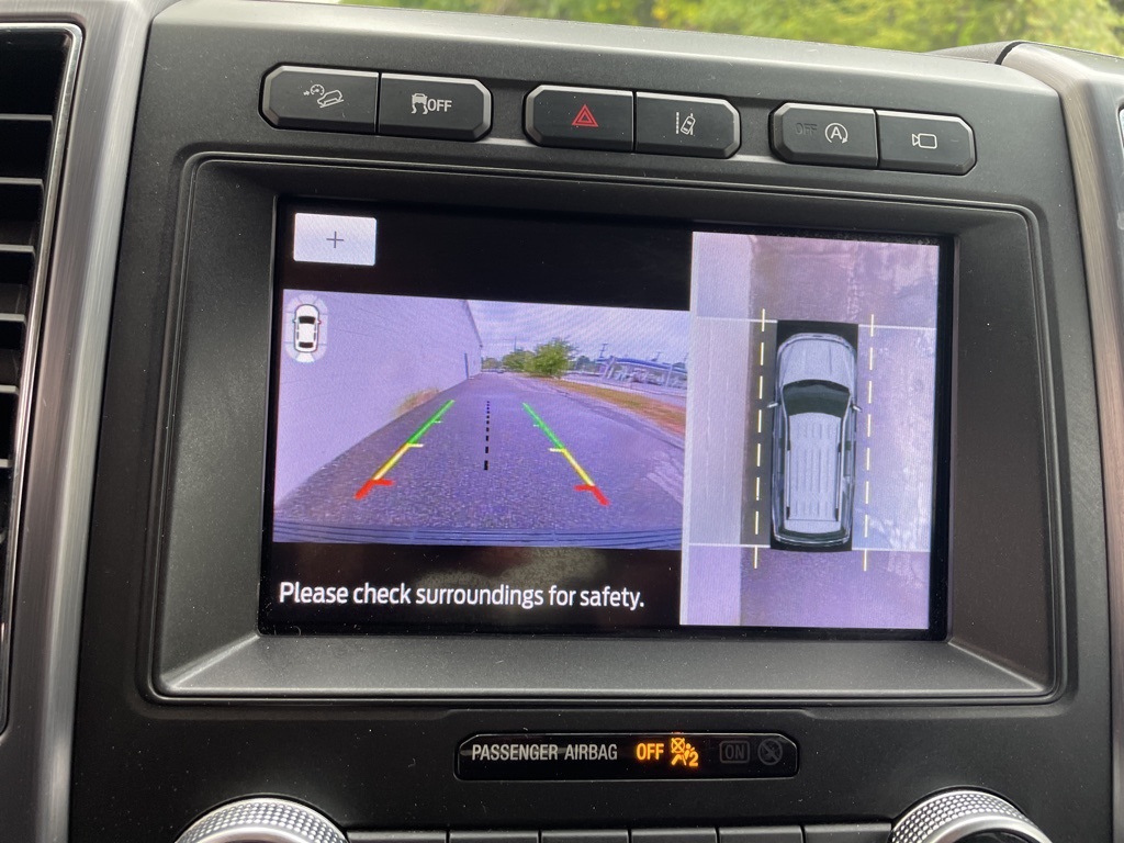 2020 Ford Expedition Platinum photo 19