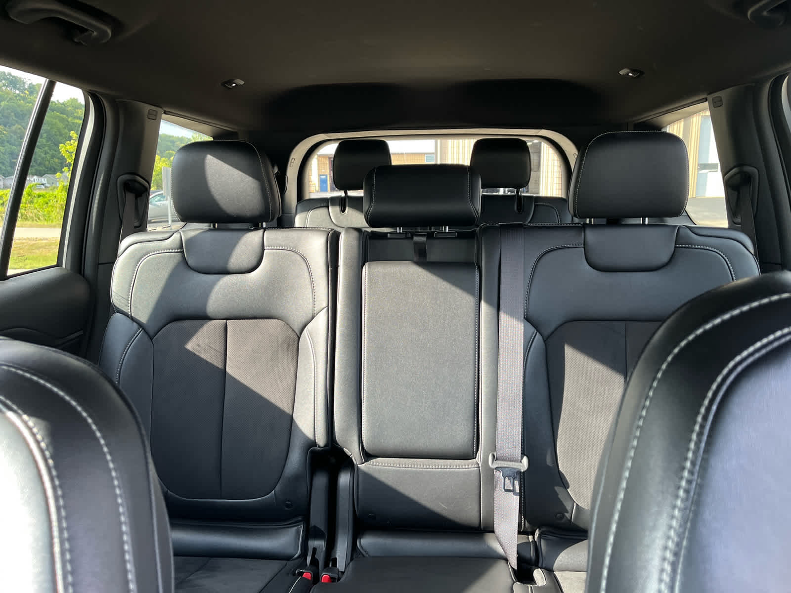 2024 Jeep Grand Cherokee Altitude photo 25